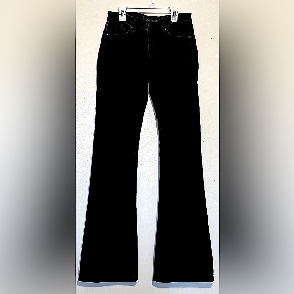 Rock & Republic Black Flare Jeans with Unique Stitching